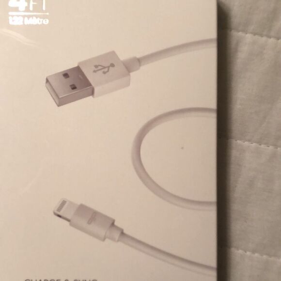 Press Play 4 FT Lightning Cable in White - Picture 9 of 9
